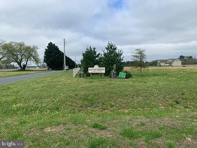 1st image of River View Rd