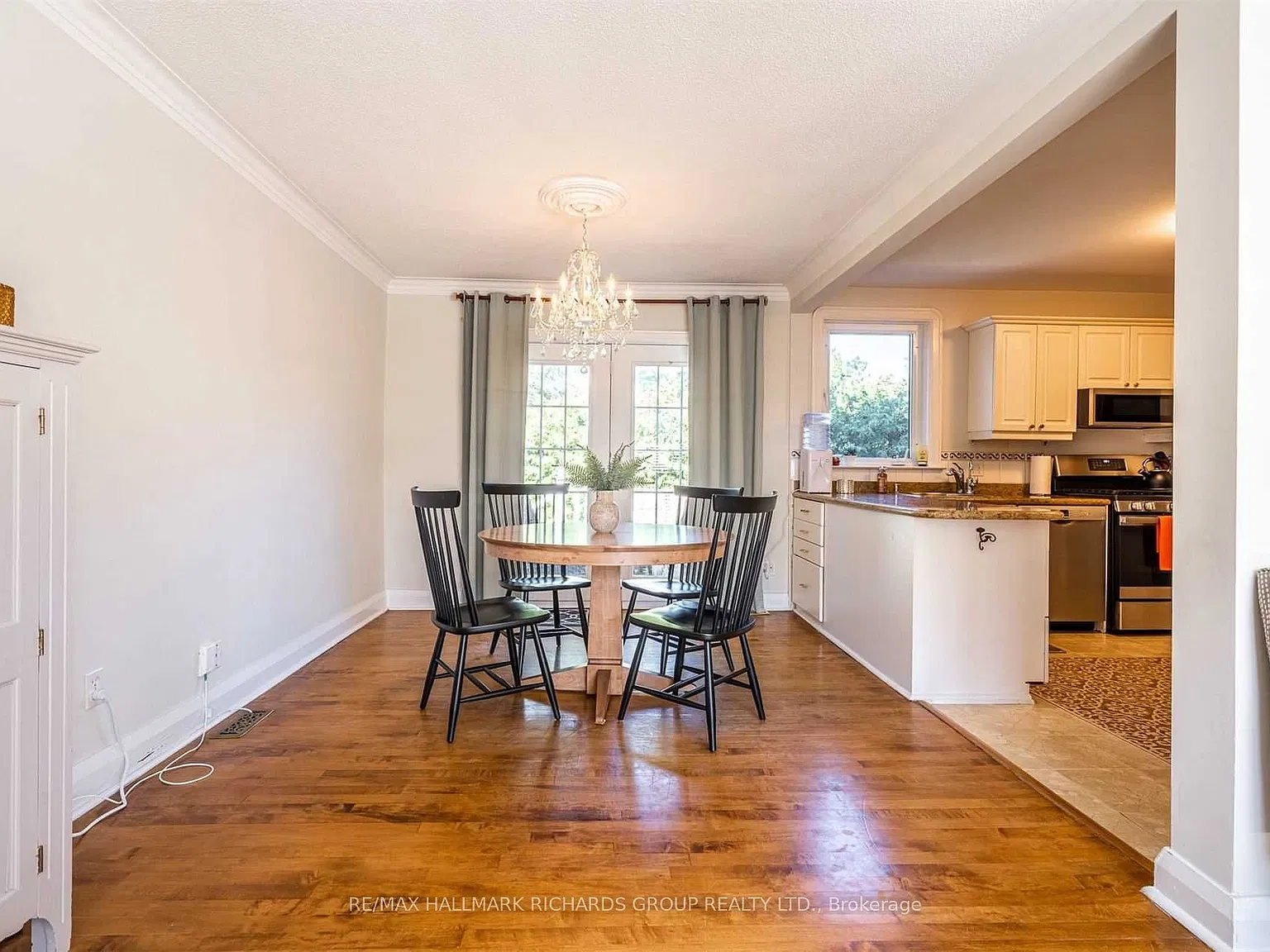 4 bed, $4,695 — Photo 4