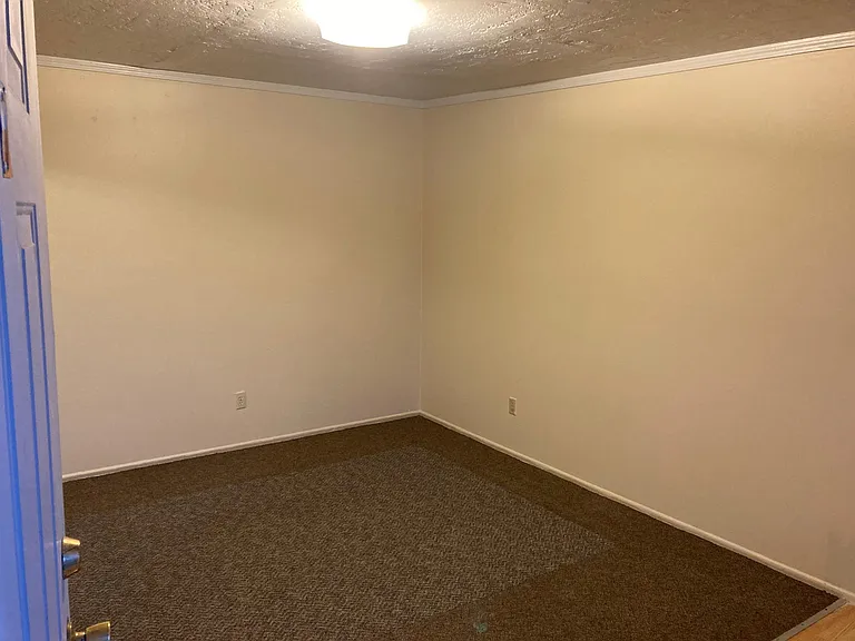 204 E Browning Ave #7 — Photo 5