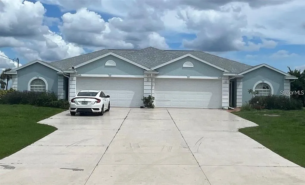 3 bed, 2.0 bath, 1729 sqft, $1,985 — Photo 1