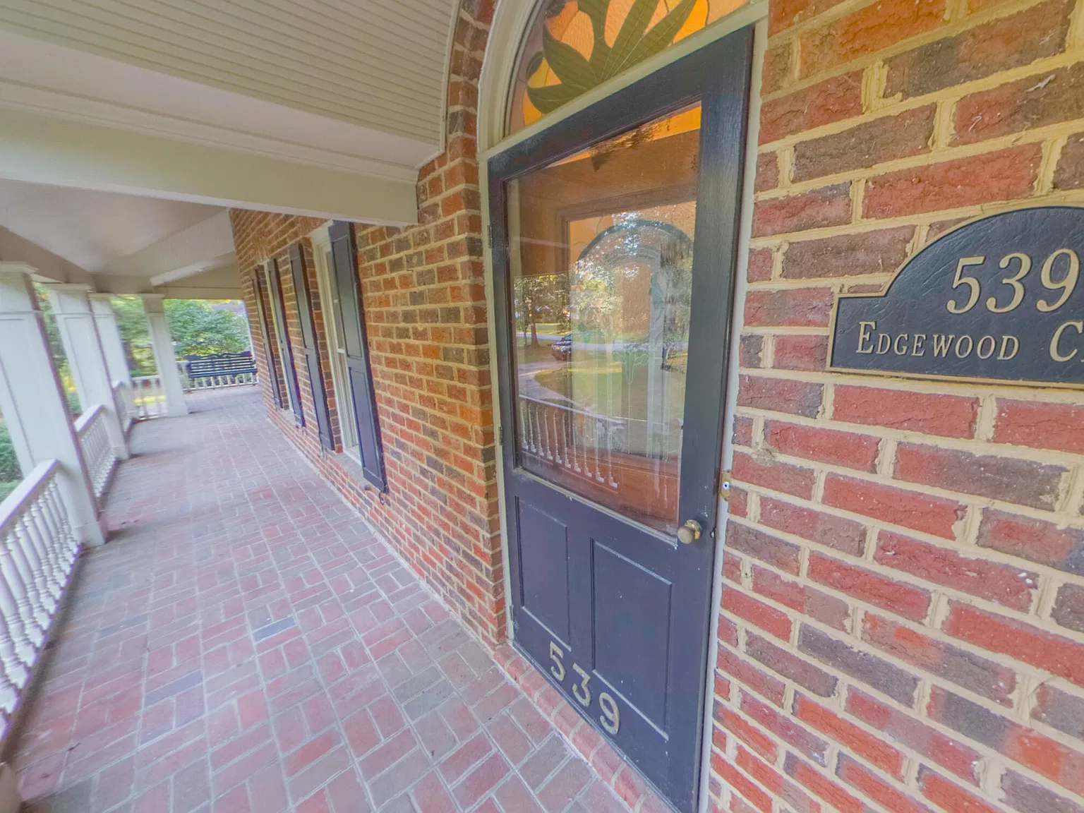 5 bed, 5.5 bath, 4601 sqft, $3,800 — Photo 3