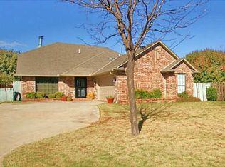 921 NW 171st Pl, Edmond, OK 73012