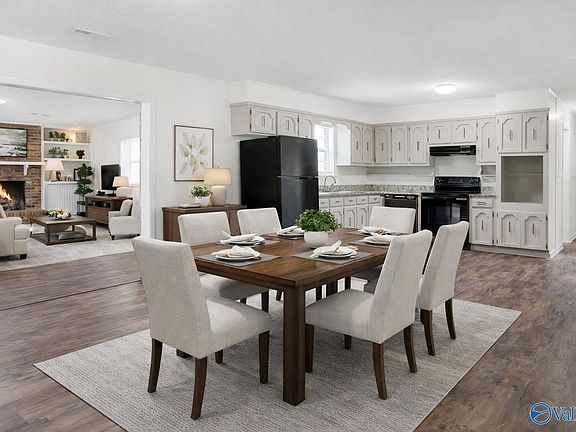 5th image of 2407 Morgan Ave SW