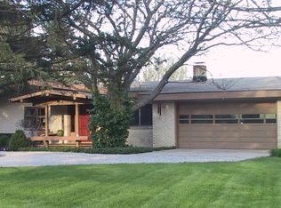 5n775 Campton Ridge Dr., Campton Hills, IL 60175