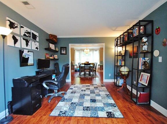 5th image of 2105 Yorkshire Ct
