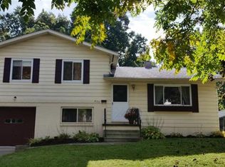 605 Cliffside Dr, Akron, OH