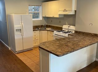 2220 W Warren Blvd, Chicago, IL 60612