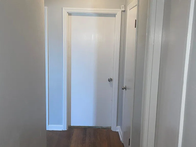 1115 Orangewood Ave — Photo 5