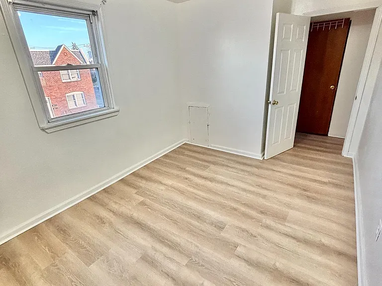 1515 Tyson Ave #2 — Photo 11