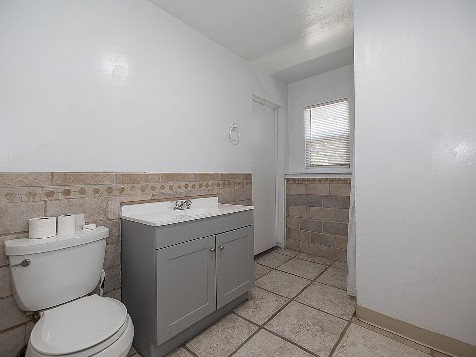 1st image of 16155 Church St