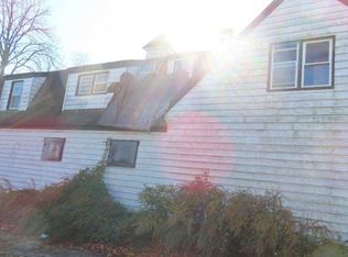 207 Pond Xing, Lawrence, NY