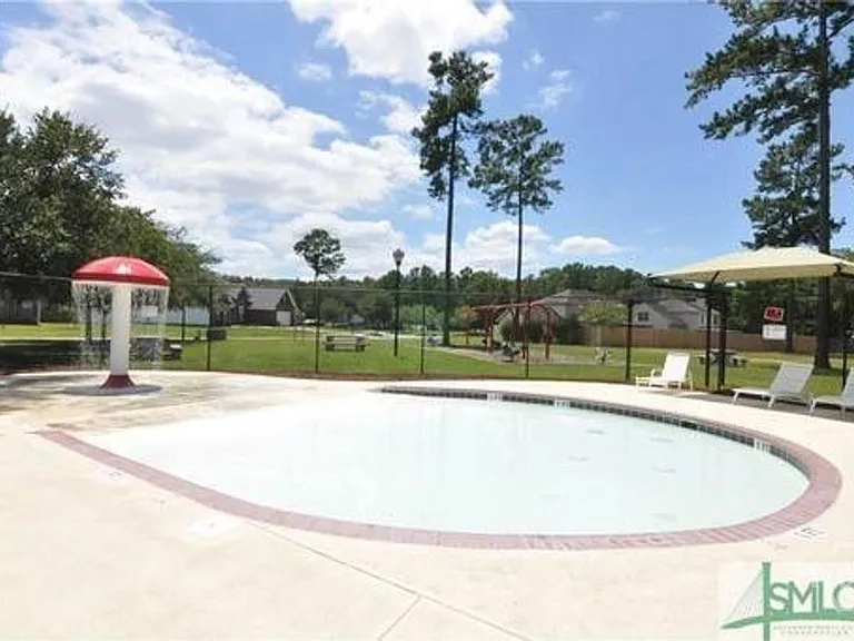 240 Summer Hill Way — Photo 19
