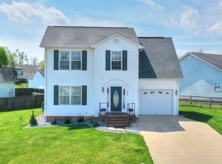 2004 Monroe St, Waynesboro, VA 22980