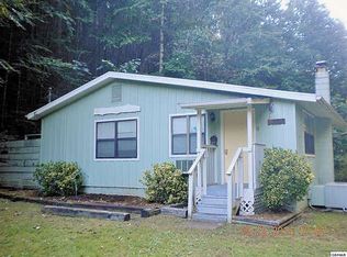 1070 Cole Ln, Gatlinburg, TN 37738