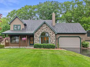 8808 Maple Dr, Caledonia, WI 53108