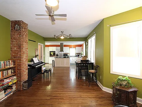 710 2nd Ave SW #A — Photo 4