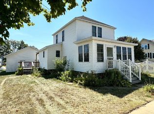 254 2nd St NE, New Albin, IA 52160