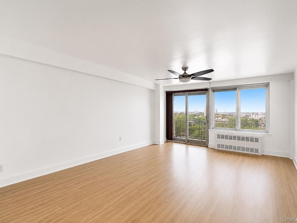 1st image of 880 Boynton Avenue #13A