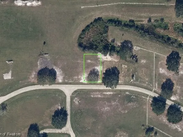1329 Blue Heron Dr, Sebring, FL 33876