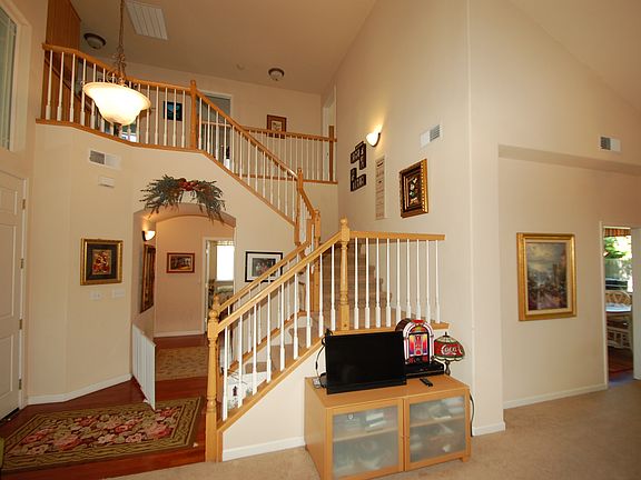 2nd image of 1911 Orvis Dr