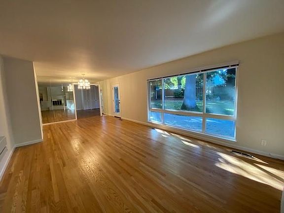 4th image of 140 N Castanya Way