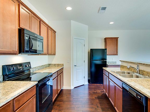 2nd image of 3424 Pitchers Ln