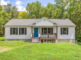 1301 Starview Ln, North Chesterfield, VA 23225