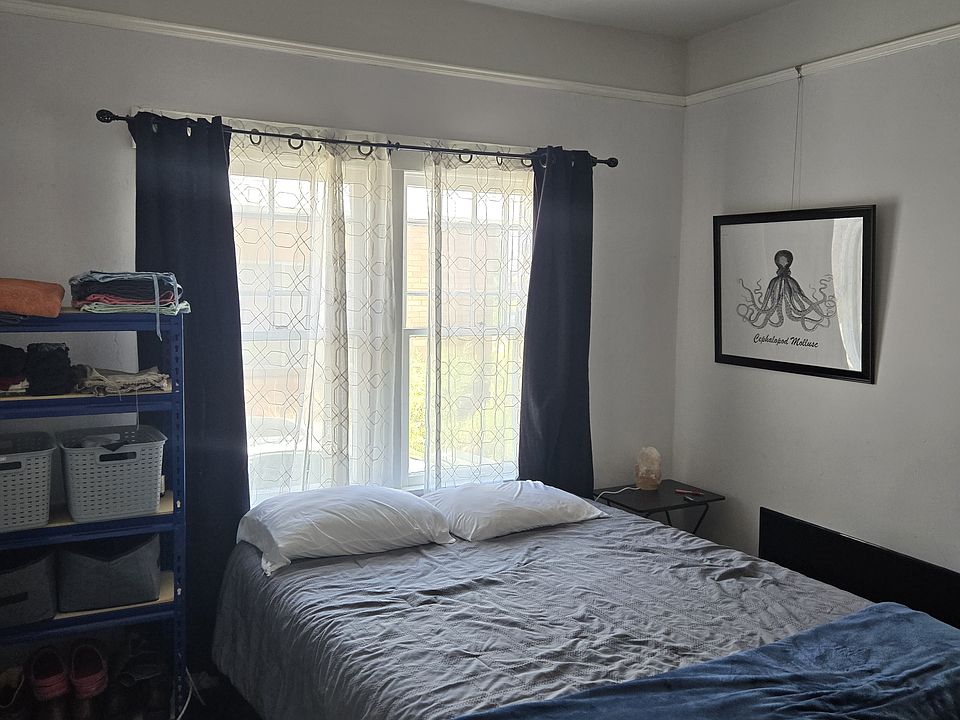 1st image of 2923 Grant Ave