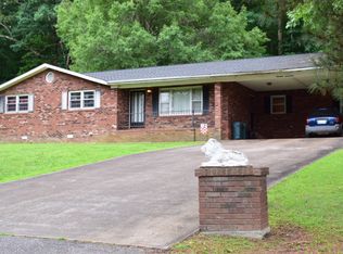 1917 White Oak Dr, Paris, TN 38242