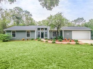 2309 Andre Dr, Lutz, FL 33549