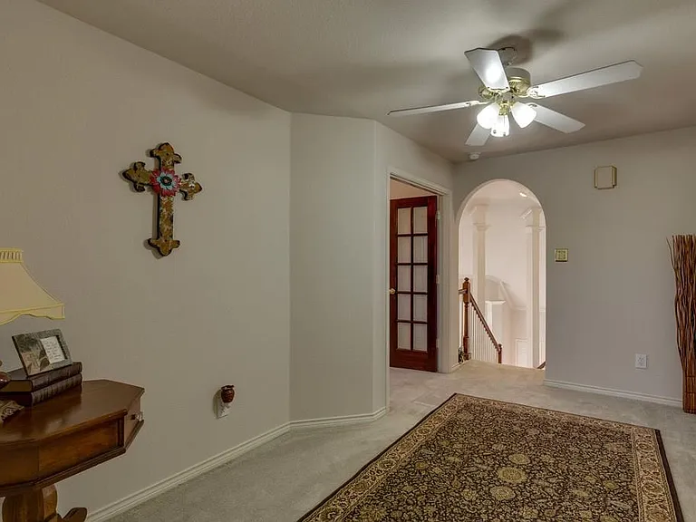 801 Steeps Ct — Photo 26