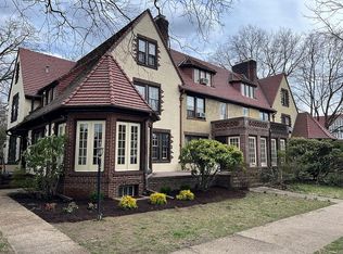 184 Ascan Ave, Forest Hills Gardens, NY 11375