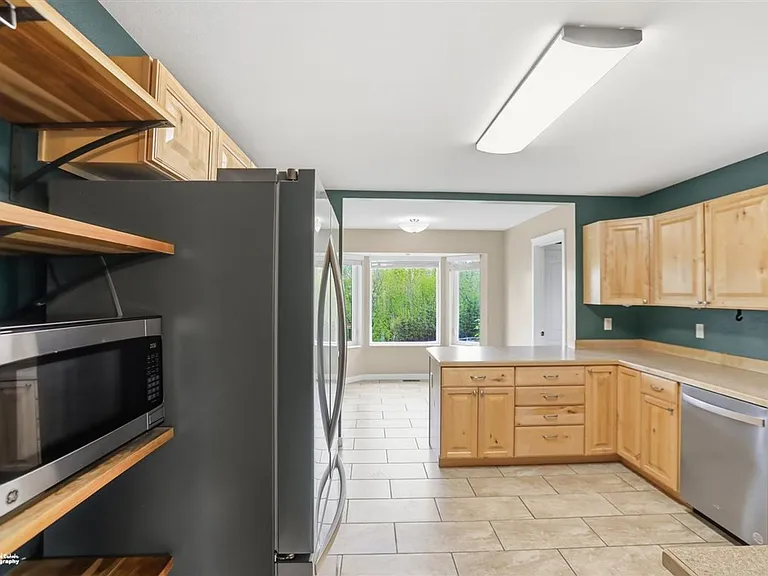 1421 N Landmark Dr — Photo 22
