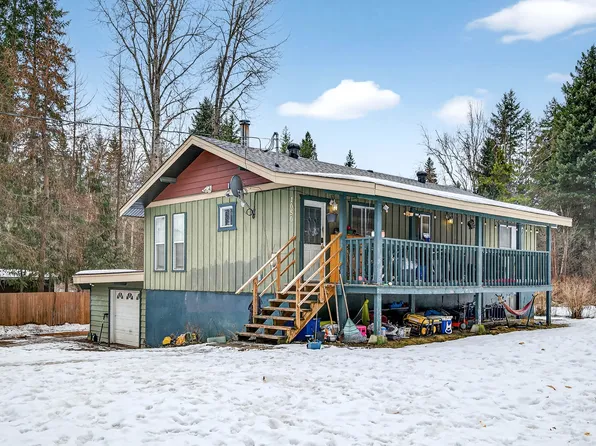 1050 Scott Dr, Clearwater, BC V0E 1N1