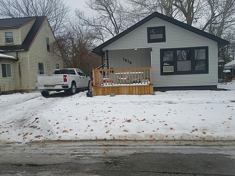 1st image of 1619 Arthur St