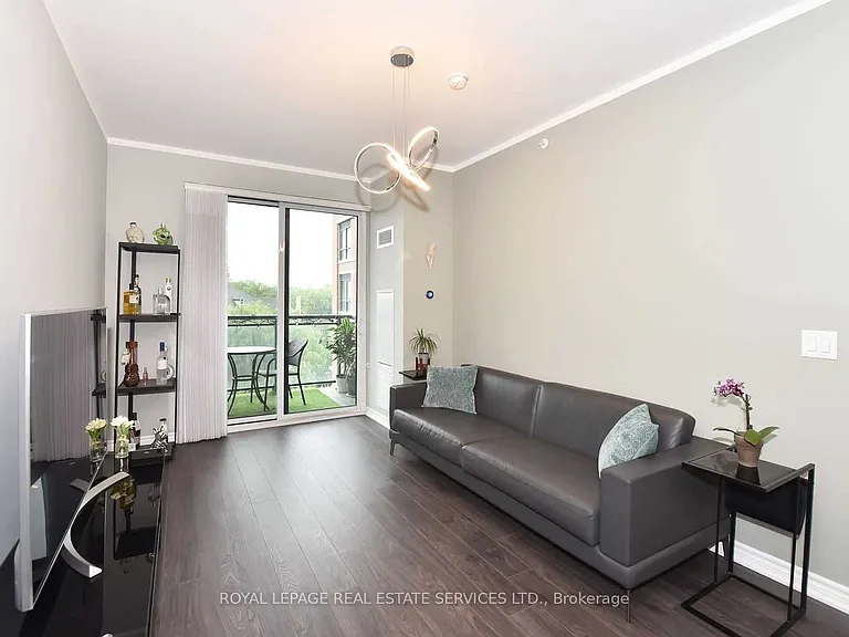 11611 Yonge St #306 — Photo 9