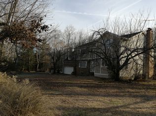 16 Battle Ridge Trl, Totowa, NJ 07512