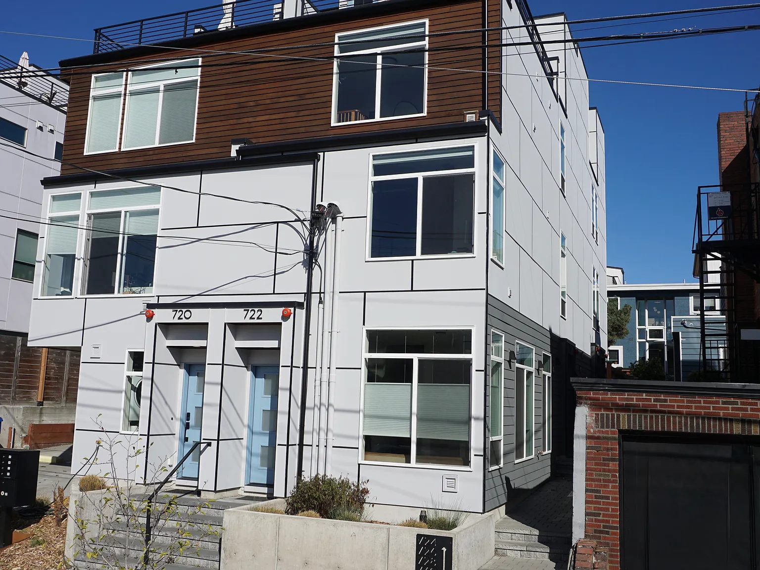 2 bed, 1087 sqft, $4,900 — Photo 2