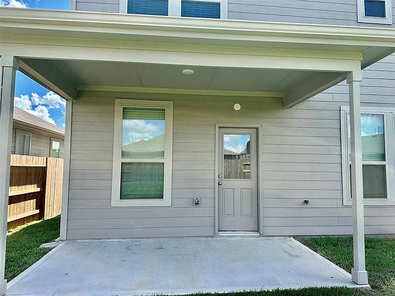 16530 Pine Arrow Dr — Photo 32