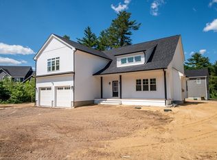 3 Serenity Ln, Dartmouth, MA 02747