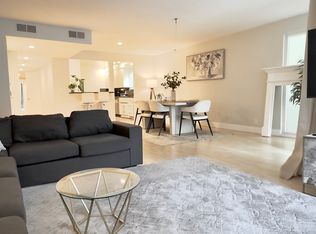 244 N Almont Dr #4B, Beverly Hills, CA 90211