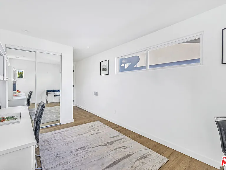 712 Crestmoore Pl #A — Photo 24