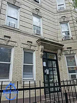 Rented by Blue Egg Realty Corp | media 16