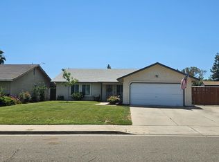 13326 Welch St, Waterford, CA 95386