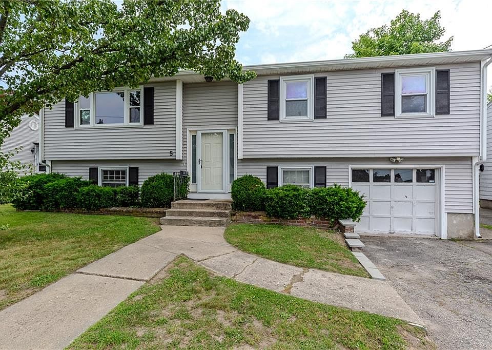 1st image of 5 Standish Ave