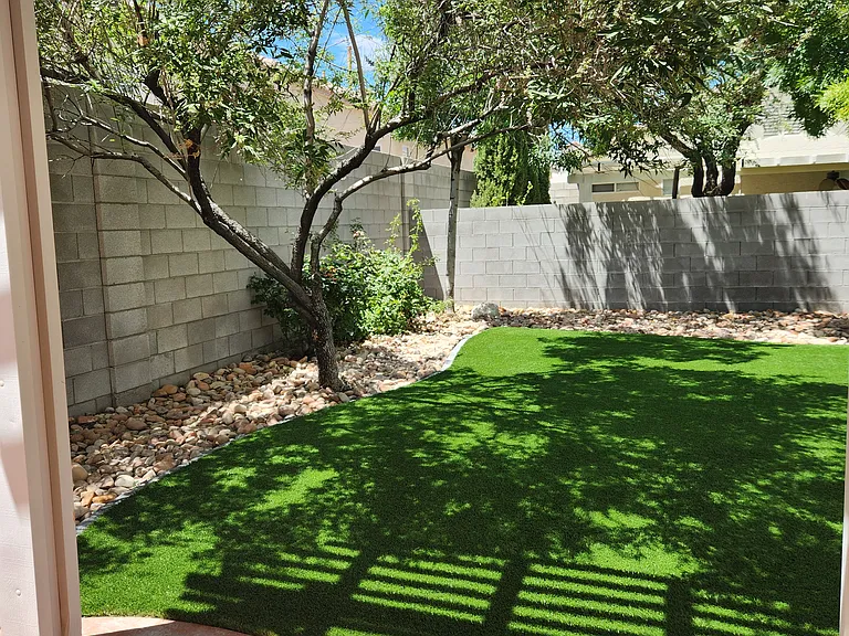 10528 Cliff Edge Ct — Photo 33
