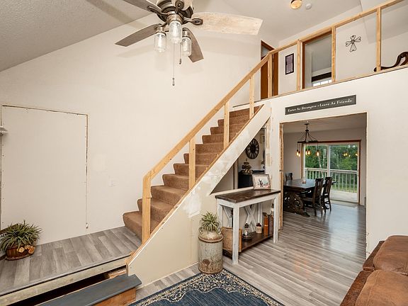 5th image of 38653 Woodview Cir