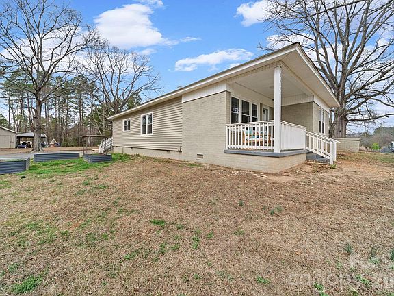 2nd image of 36141 Palestine Rd