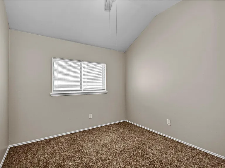 4226 Richmeadow Dr — Photo 25