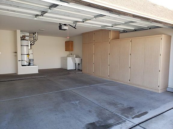 4th image of 11021 Glacier View Ave